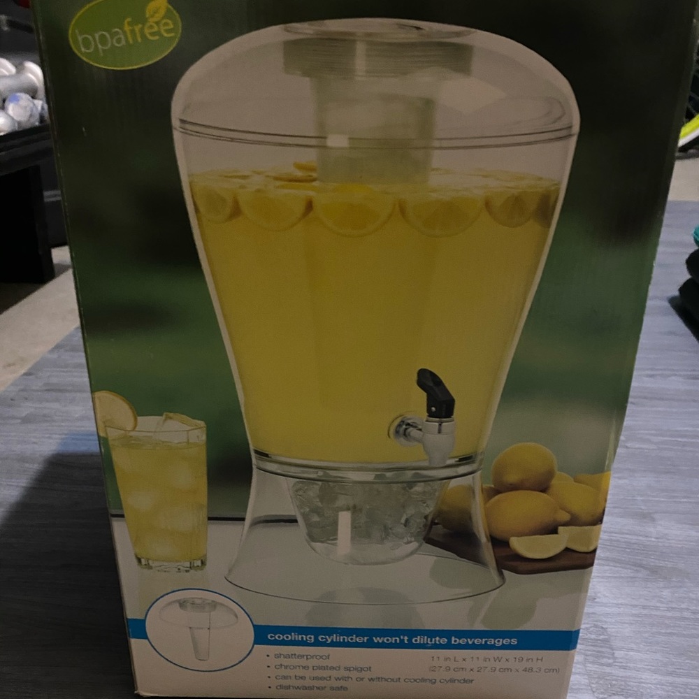 3-Gallon beverage dispenser.